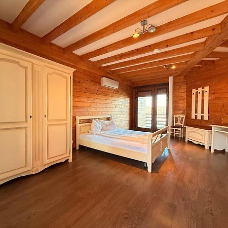 Lifeharbour Limanu Hotel ภายนอก รูปภาพ